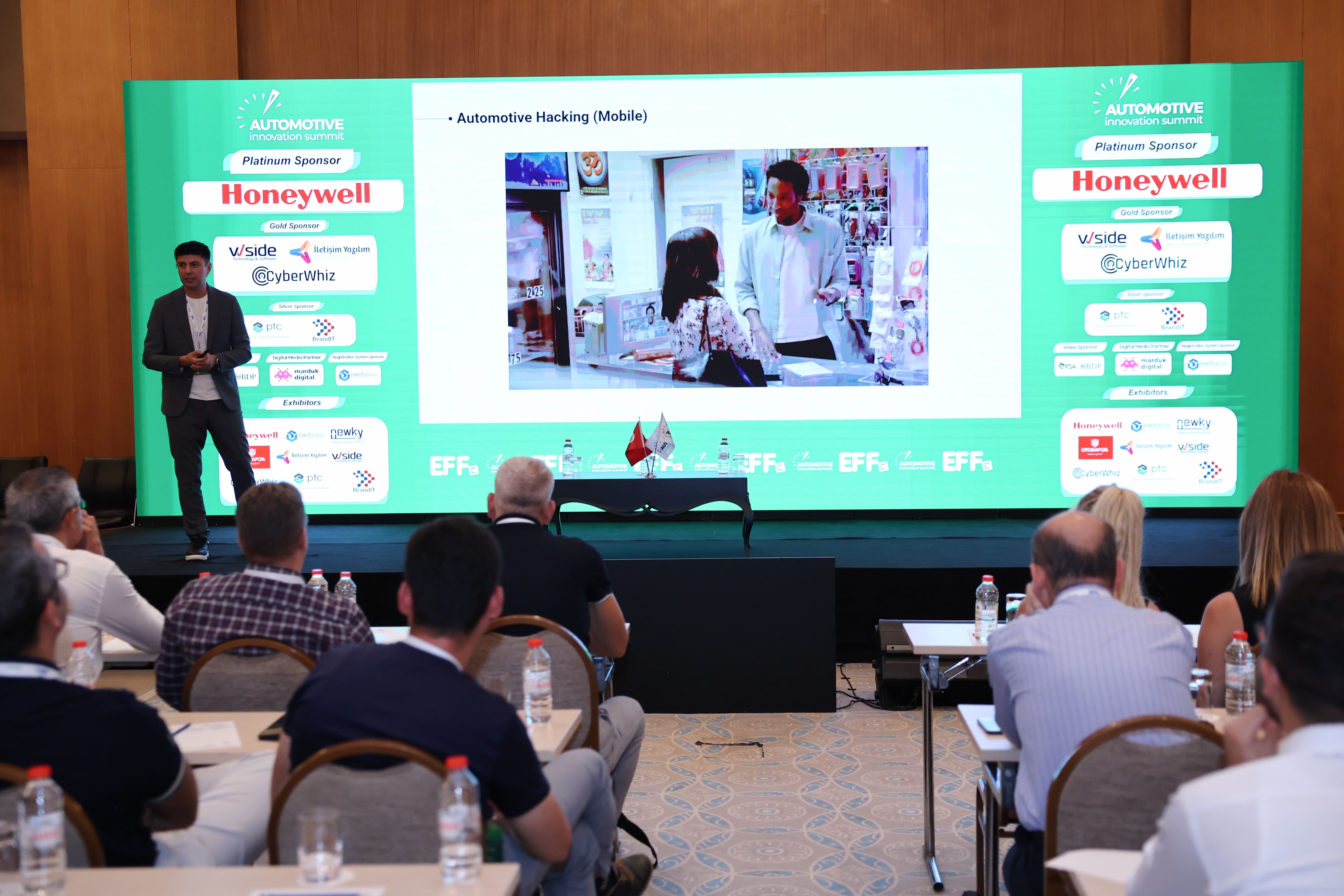 CyberWhiz Automotive Security Solutions for Edge·Mobile·Cloud